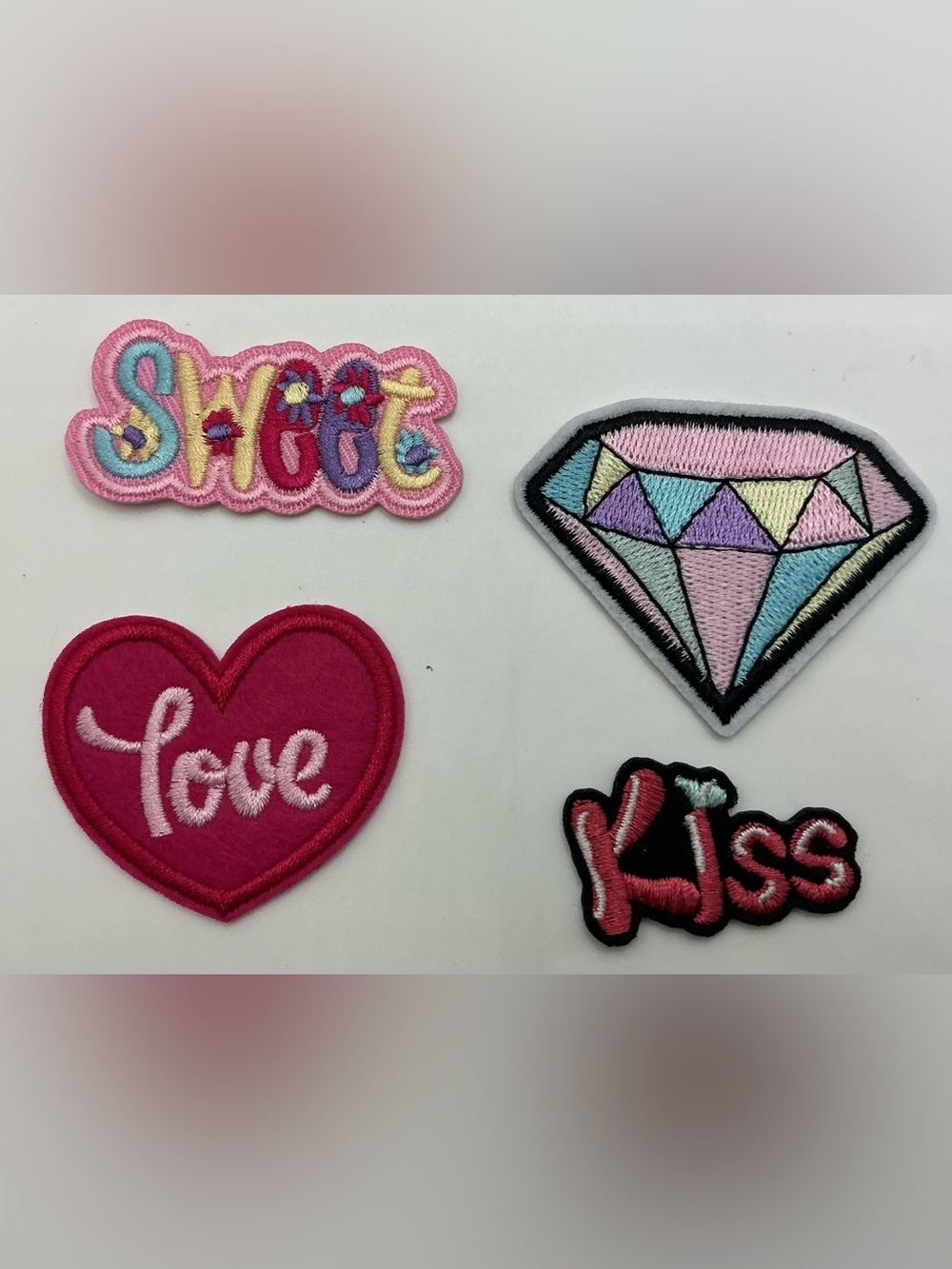 4 MULTI COLOR IRON OR SEW ON PATCHES LOVW KISS SWEET DIAMOND NWOT